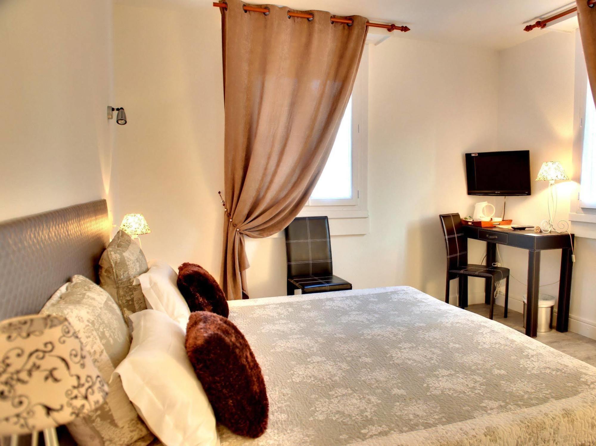 Logis Hotel Orly Alès Exteriér fotografie